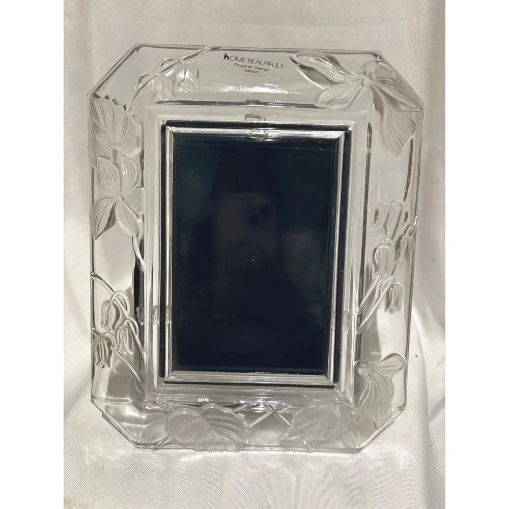 Home Beautiful Japan Crystal Frosted Glass Lily of the Valley Picture Frame 5X7